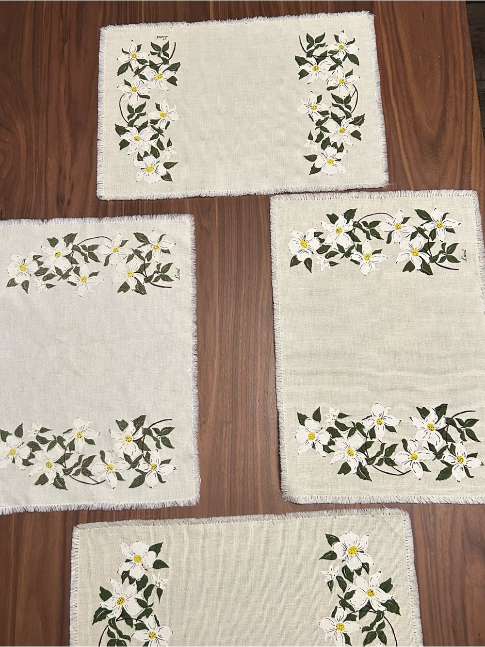 Vintage Lund Crafts Linen Placemats
 Set of 4  Silk Screen Floral